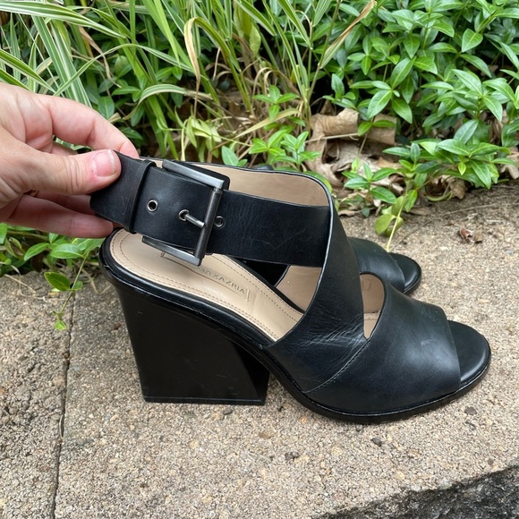 BCBGMAXAZRIA Sara Chunky Square Heel Sandal Ankle Strap Black Leather Size 9.5 - Picture 7 of 11